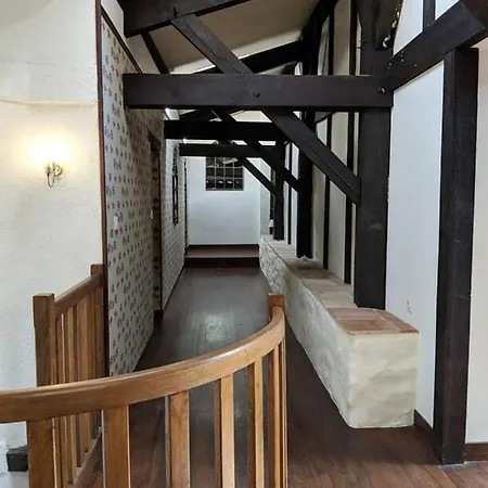 Stunning 7-bed Vineyard Masters House In *